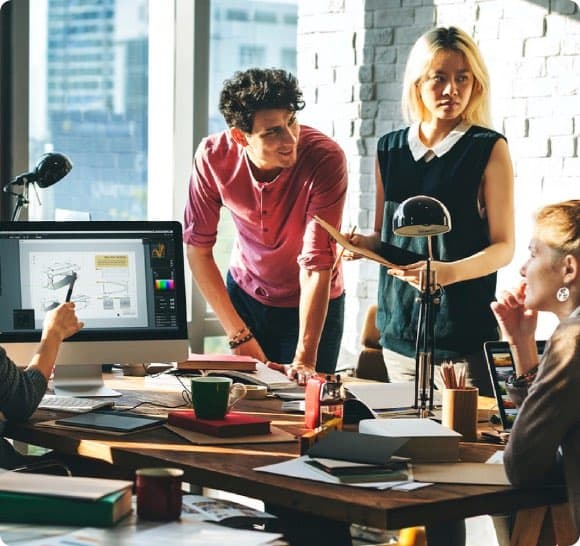 Equipo trabajando en oficina flexible en Córdoba, Argentina | Espacios de trabajo COCO+