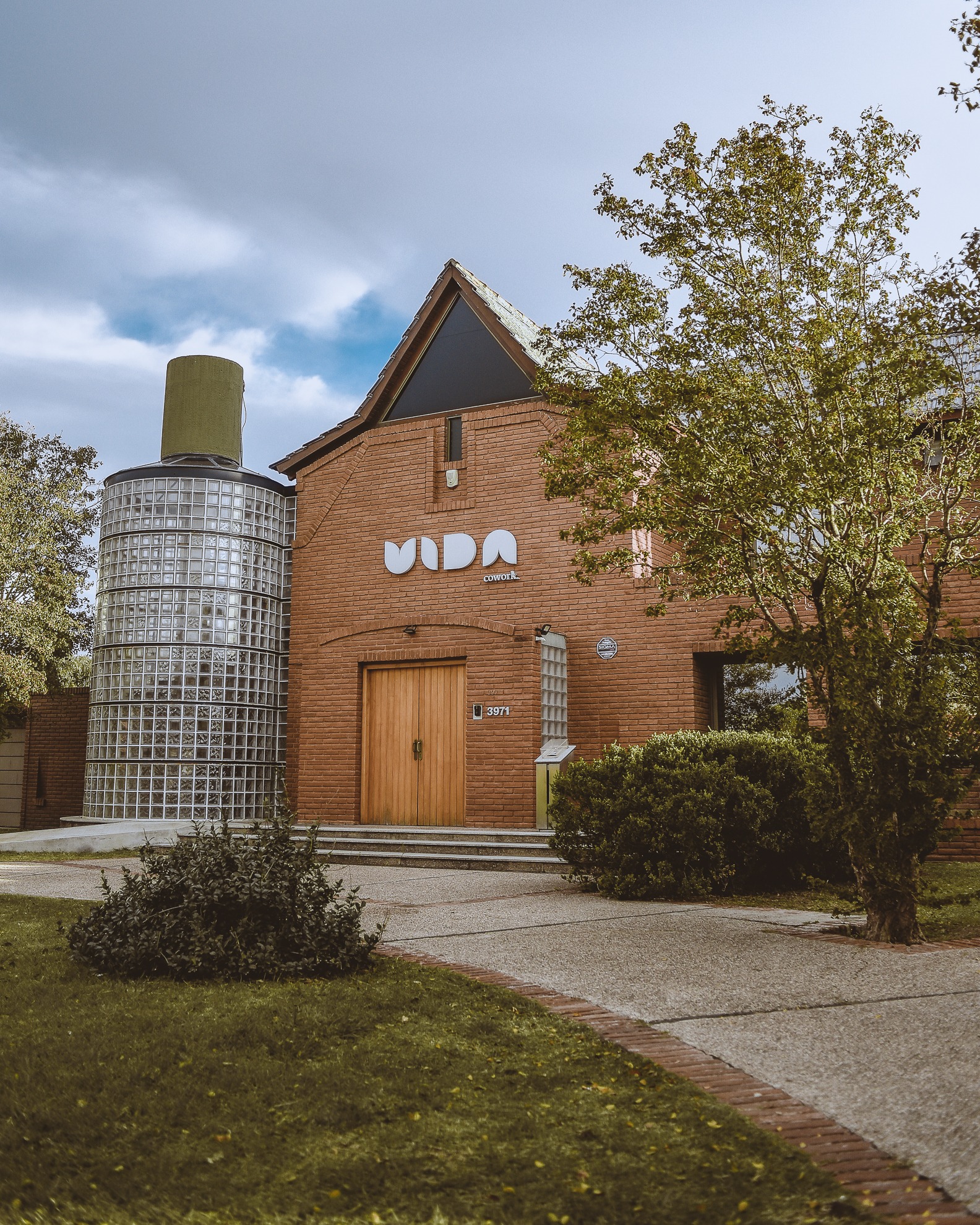 Alquiler de Coworking y Oficinas en Cordoba Argentina para empresas