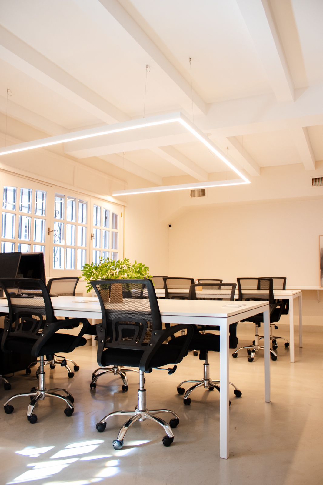 Alquiler de Coworking y Oficinas en Cordoba Argentina para empresas